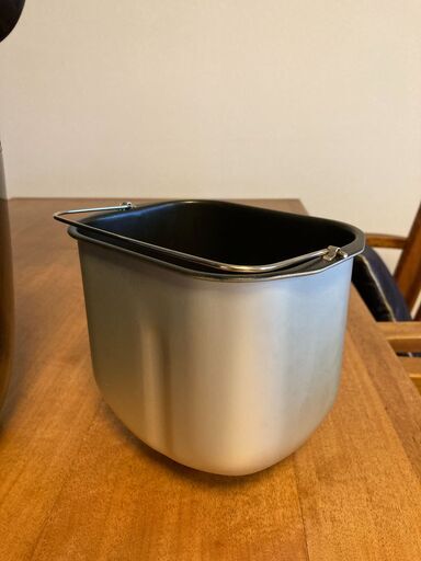 アイリスオーヤマ　ホームベーカリー美品