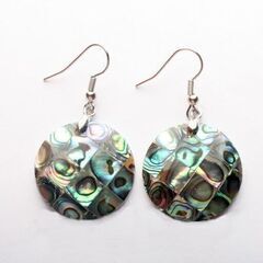 ヴィンテージ/オーロラアワビシェルピアス（新品）おすすめの画像