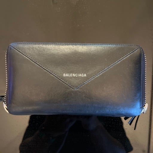 バレンシアガ  長財布