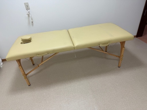 折りたたみマッサージベッド