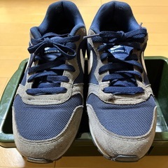 NIKE スニーカー
