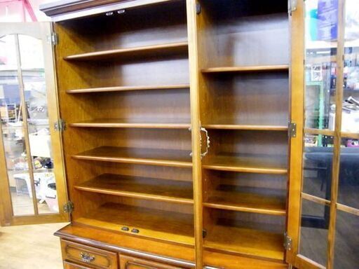 カリモク 食器棚 コロニアル 幅124×奥45×高193cm 3枚扉 karimoku COLONIAL 家具 札幌市 厚別区