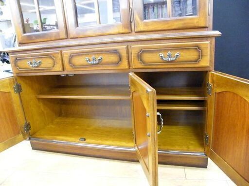 カリモク 食器棚 コロニアル 幅124×奥45×高193cm 3枚扉 karimoku COLONIAL 家具 札幌市 厚別区