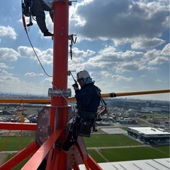 送電線作業員募集の画像