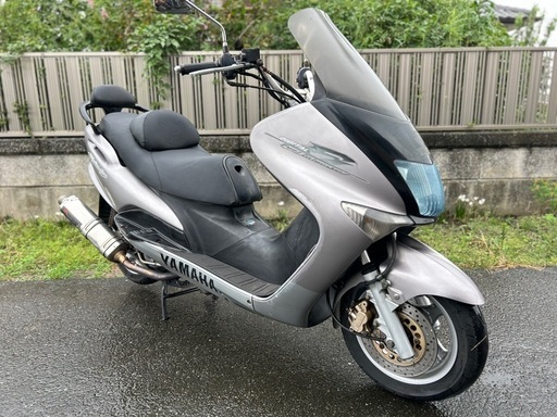 ⭐️マジェスティ125.FIモデル⭐️ヨシムラマフラー・DCRハンドルキット装着⭐️タイヤ・シート・プラグなど新品交換で快調⭐️125cc原付2種スクーター⭐️