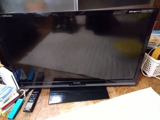 シャープ　液晶テレビ40型