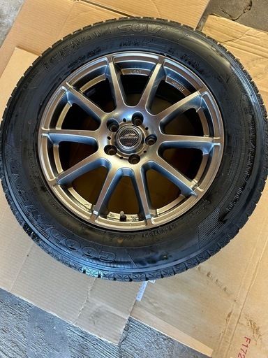 スタッドレスタイヤ