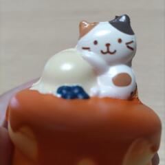 ハピンズ　三毛猫ふわふわ置物