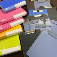 【あげます】バインダー　A4リングファイル