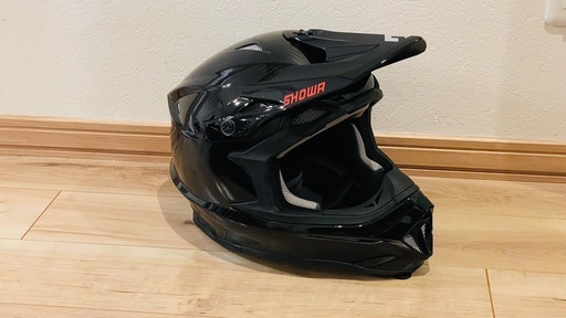 スノーモービル　オフロード　ヘルメット