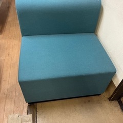 ボックスソファー　1個500円‼️