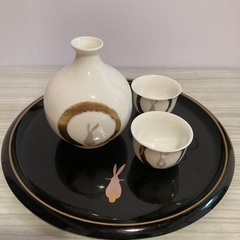 酒器セット差し上げます