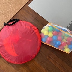 【美品】子供用　室内
テント　おもちゃ　ボール付き　室内の画像
