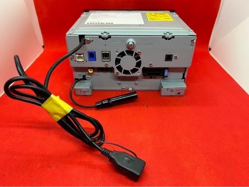 ⭐︎美品⭐︎KENWOOD 2024年春地図　MDV-L404新品バックカメラ