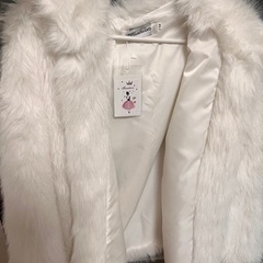 ⭐️早い者勝ち⭐️ファーコート　アウター　新品の画像