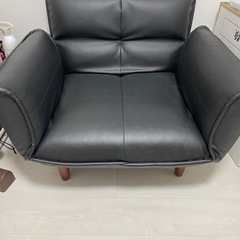 合皮製1人掛けソファーの画像