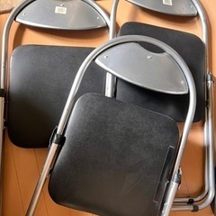 美品　パイプ椅子6脚セット　黒