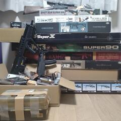 中古品 エアガン本体合計14丁！！ スコープ 改造パーツ 一丁だ...