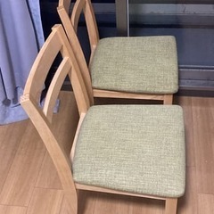 【値下がりしました！】【ニトリ】ダイニングテーブル(75×75c...