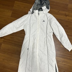 10月処分　ベンチコート　adidas