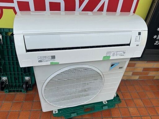 2016年製　ダイキン　ルームエアコン　F22TTES-W■6畳程度■　リモコン有り
