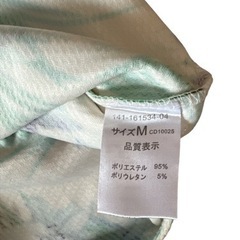 INGNI レディース トップス 花柄 ホワイト 白 Mサイズ 美品 半袖の画像