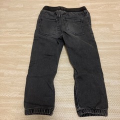 ｽﾞﾎﾞﾝbabyGAP☆100の画像