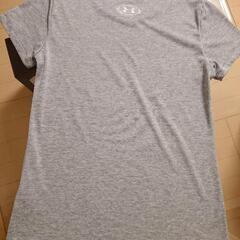 アンダーアーマー　レディース Tシャツ　Mサイズの画像