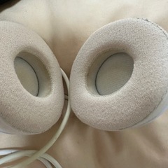 ジャンクBeats Solo ホワイト 有線ヘッドホン キャリングケース付きの画像