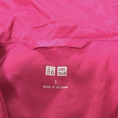 UNIQLO ウインドウブレーカーの画像