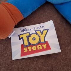 新品 タグ付き Disney トイストーリー ウッディ ギガジャンボぬいぐるみの画像