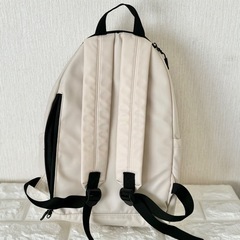 ナイロンリュックの画像