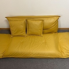 ふわふわ皮革製ソファの画像