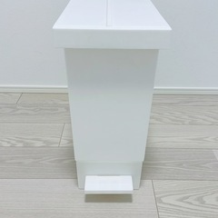 【取引終了】ポリプロピレン ゴミ箱 45Lの画像