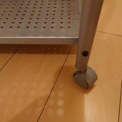 スチール収納棚　ラック　キャスター付きの画像