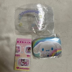 シナモロール　ガチャガチャ　缶バッジ