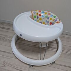 赤ちゃん用歩行器（ダイコー社製）