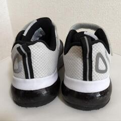 スニーカー　キッズ　16センチの画像