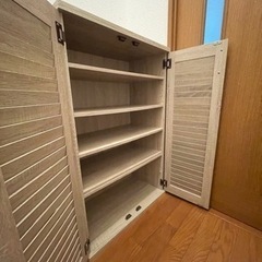 最終値下げ❗️おしゃれなシューズボックス(靴箱)です。の画像