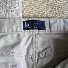 アバクロンビー&フィッチとGAPのジーンズ2本セットの画像