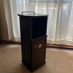 電話台、チェスト