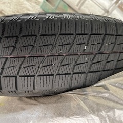 車のパーツ タイヤ、ホイール
