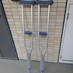 松葉杖　松葉づえ　大人用の画像
