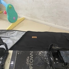 スノーボード　ウェアのズボンセットの画像