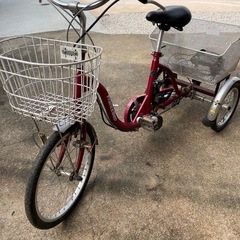 電動三輪車の画像