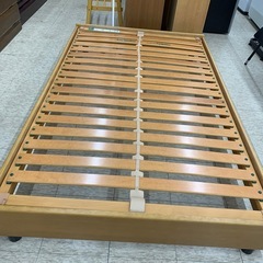 カリモク　ベッド　※2400010436840