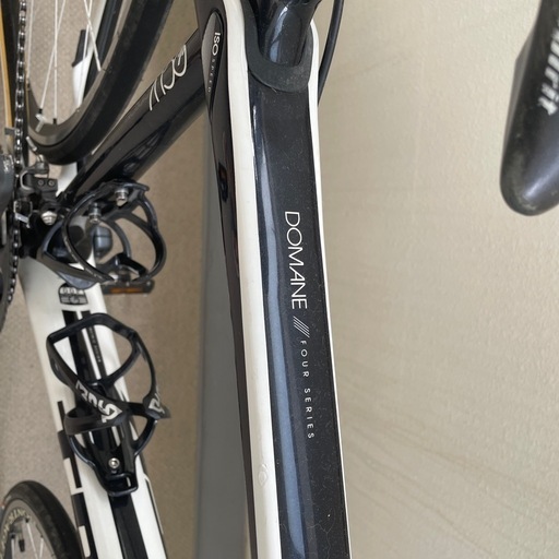 ロードバイクTREKトレックDomane4.5フルカーボン