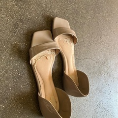 ぺたんこサンダルur's