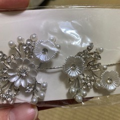 ヘアアクセサリー　結婚式の画像