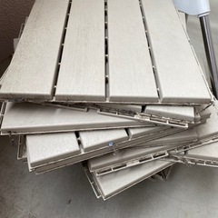決まりました　IKEA ベランダ　タイル